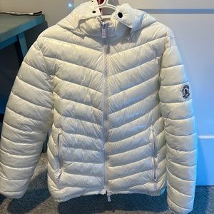White puffer jacket like Moncler